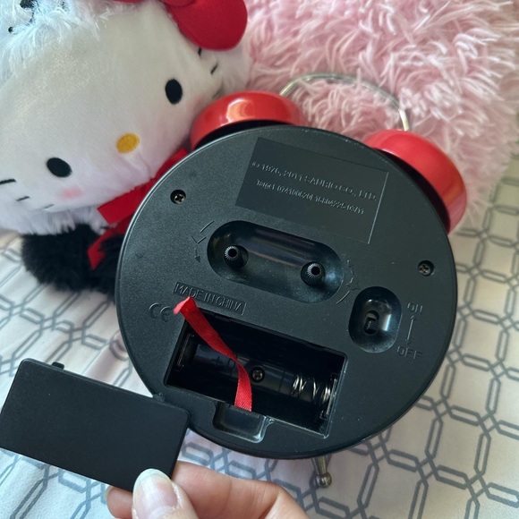 Retro pink and red hello kitty strawberry print clock! - Picture 2 of 4